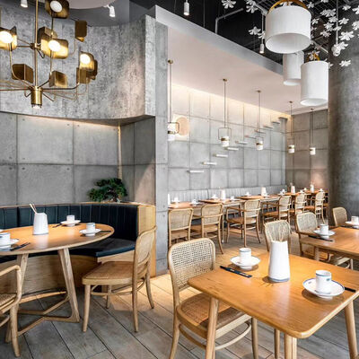 ভালো দাম কাস্টমাইজড রেস্টুরেন্ট আসবাবপত্র বহিরঙ্গন বাগান কাঠের ডাইনিং টেবিল এবং রটান চেয়ার রেস্টুরেন্ট সেট অনলাইন